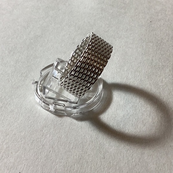 Woven Bendable Ring in Silver Plated - Picture 3 of 3